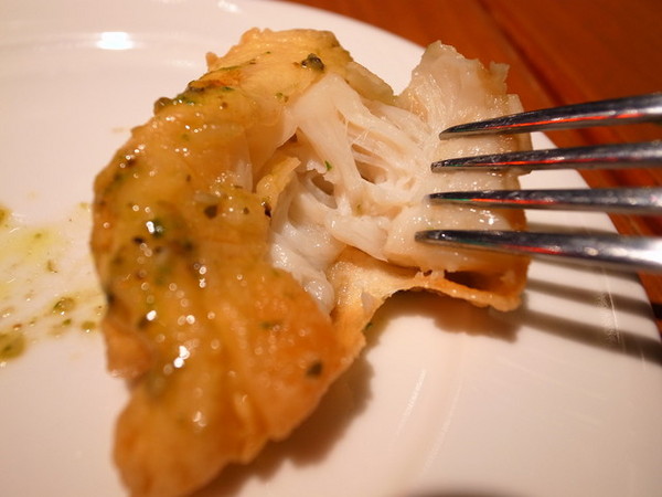 Vasa Pizzeria 瓦薩比薩(中山店)：＜台北｜中山＞你吃過用＂鏟＂的比薩嗎～瓦薩比薩(中山店)