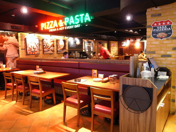 Vasa Pizzeria 瓦薩比薩(中山店)：＜台北｜中山＞你吃過用＂鏟＂的比薩嗎～瓦薩比薩(中山店)