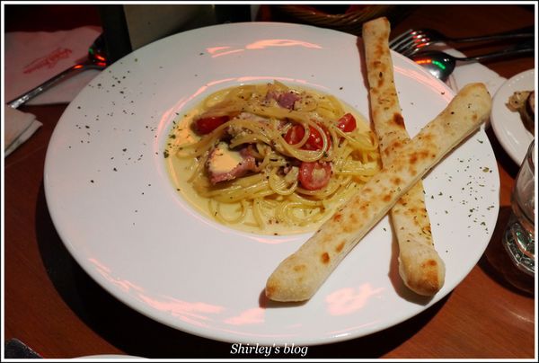 Vasa Pizzeria 瓦薩比薩(中山店)：捷運中山站.Vasa Pizzeria 瓦薩比薩中山店