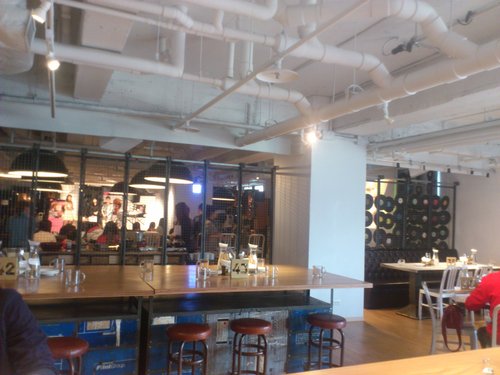 吃吧chiba:201303302253amba hotel 吃吧