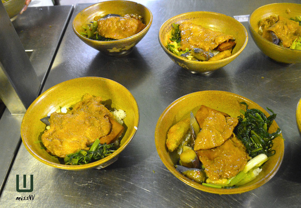 關山米國學校:台東|關山米國學校、古早味大碗公飯 一年僅二收的限定美味 重新找回吃米的原味感動