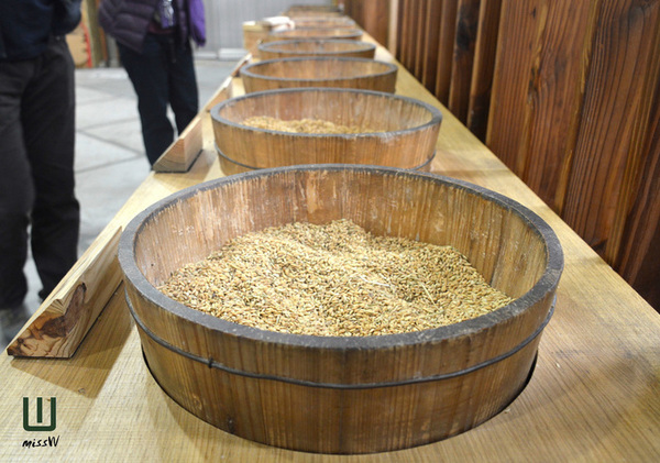 關山米國學校:台東|關山米國學校、古早味大碗公飯 一年僅二收的限定美味 重新找回吃米的原味感動