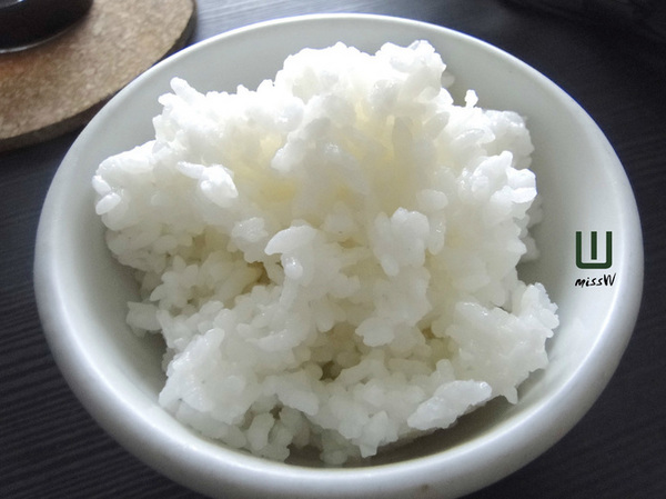 關山米國學校:台東|關山米國學校、古早味大碗公飯 一年僅二收的限定美味 重新找回吃米的原味感動