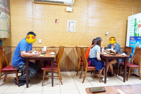 獅兄弟風味小酒館：※ 獅兄弟風味小酒館 ※ 平價消費神級享受，超新鮮辣沙公麵線和黃金海鮮鍋，沒吃過真的會後悔~!!!!