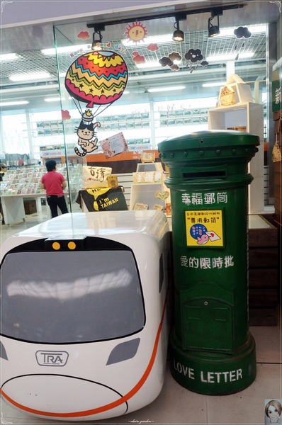 台鐵新烏日文創商圈：[台中追五月天小旅行]台中 新烏日火車站~火車票卡座位&百萬車票機器人