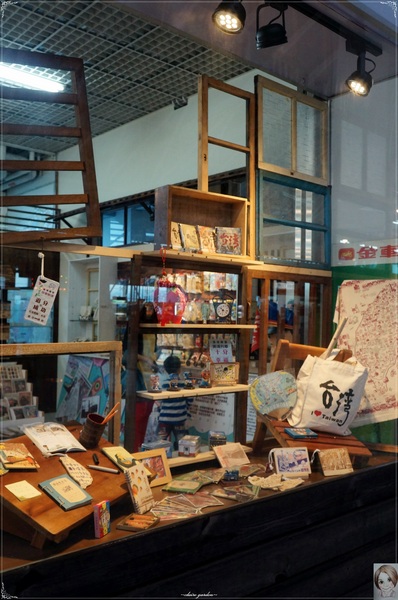 台鐵新烏日文創商圈：[台中追五月天小旅行]台中 新烏日火車站~火車票卡座位&百萬車票機器人