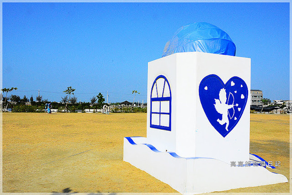 北門遊客中心：【臺南】北門區。北門遊客中心 北門水晶教堂