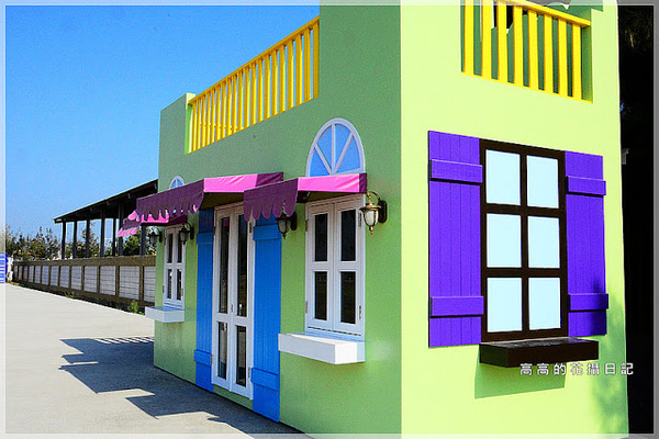 北門遊客中心：【臺南】北門區。北門遊客中心 北門水晶教堂