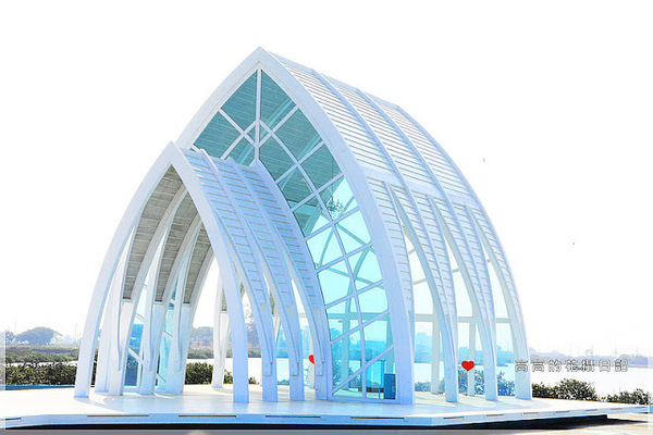 北門遊客中心：【臺南】北門區。北門遊客中心 北門水晶教堂