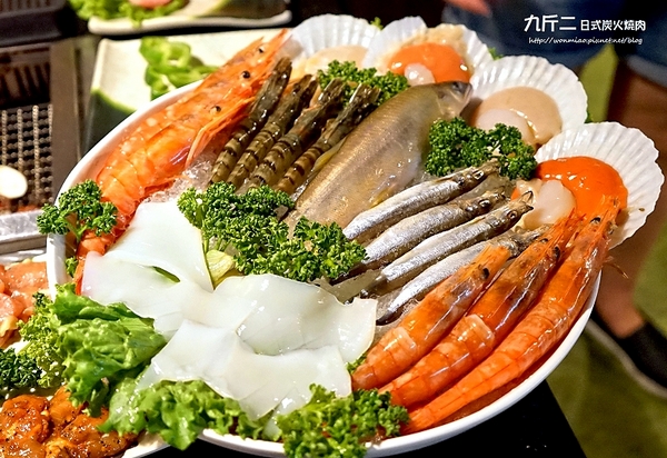 九斤二日式無煙燒肉(市民店):【市民大道美食/燒肉/燒烤吃到飽推薦】食材新鮮, 一年四季都可爽快大口吃燒肉火鍋的好去處! ✿✿ 九斤二日式無煙燒肉 ✿✿ (完整菜單)