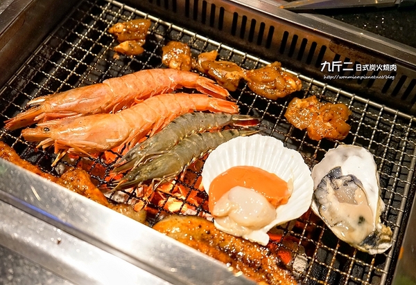 九斤二日式無煙燒肉(市民店):【市民大道美食/燒肉/燒烤吃到飽推薦】食材新鮮, 一年四季都可爽快大口吃燒肉火鍋的好去處! ✿✿ 九斤二日式無煙燒肉 ✿✿ (完整菜單)