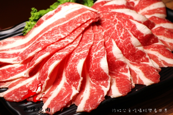 九斤二日式無煙燒肉:松山火烤吃到飽『九斤二日式無煙燒肉』捷運南京三民美食/燒肉/燒烤/宵夜