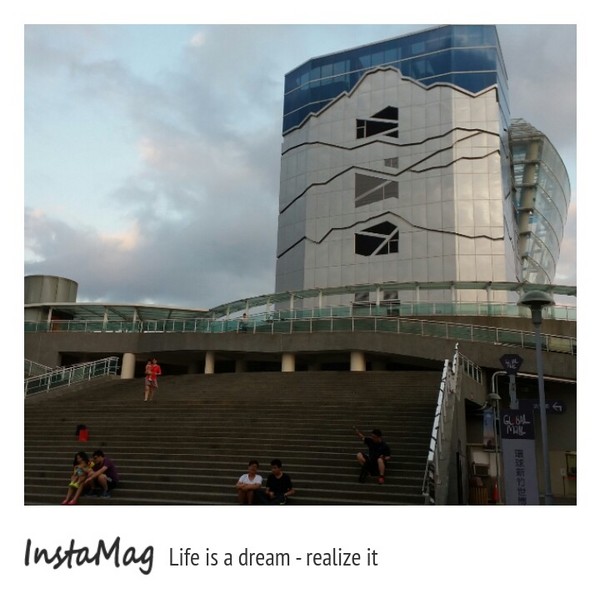 世博台灣館(Taiwan Pavilion Expo)：【新竹景點】巨型的天燈造型~世博台灣館