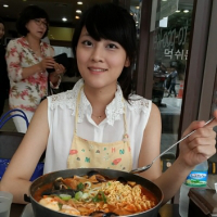 前往 三重菜菜子 的 styleMe 個人頁