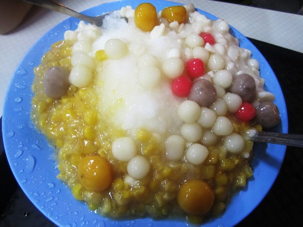 楊記花生玉米冰：夏天就是要來一碗花生玉米冰