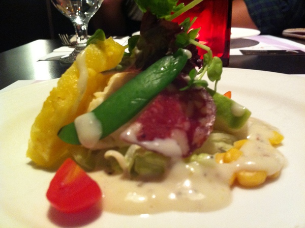 La gondola宮都拉義式主題餐廳：氣氛佳~口味佳~服務也不賴~好吃高級義大利麵~