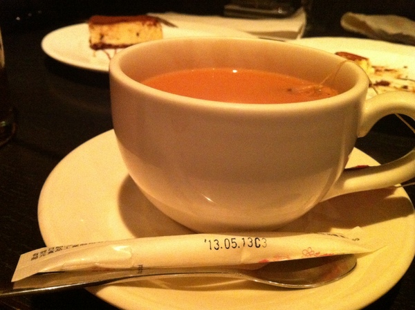 La gondola宮都拉義式主題餐廳：氣氛佳~口味佳~服務也不賴~好吃高級義大利麵~