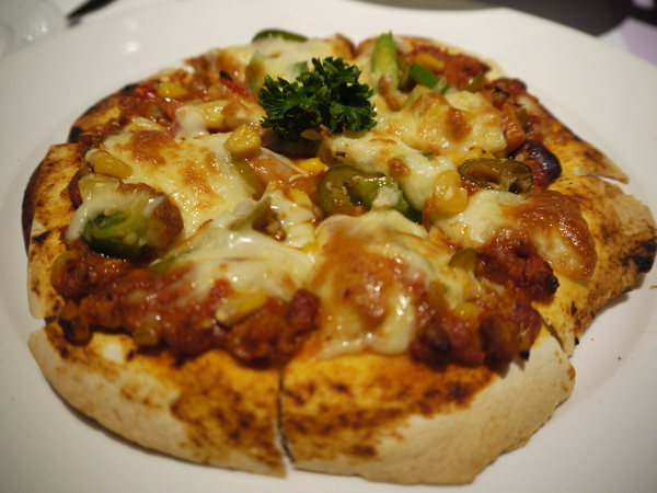 La gondola宮都拉義式主題餐廳：氣氛佳~口味佳~服務也不賴~好吃高級義大利麵~