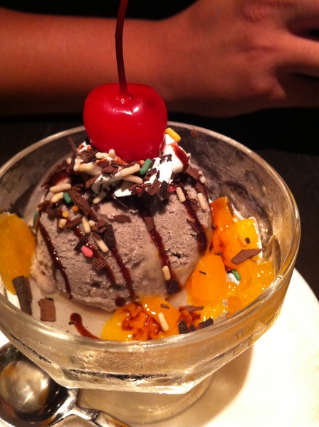 La gondola宮都拉義式主題餐廳：氣氛佳~口味佳~服務也不賴~好吃高級義大利麵~