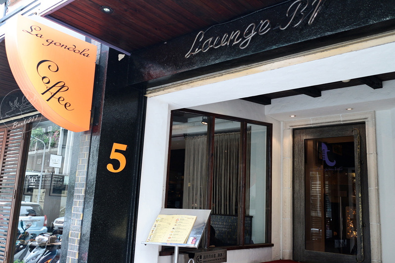 Banbi217 美食旅遊: 宮都拉義式主題餐廳,義大利麵料理,排餐,燉飯,沙拉前菜(台北東區、大安區、捷運忠孝敦化)[邀約]