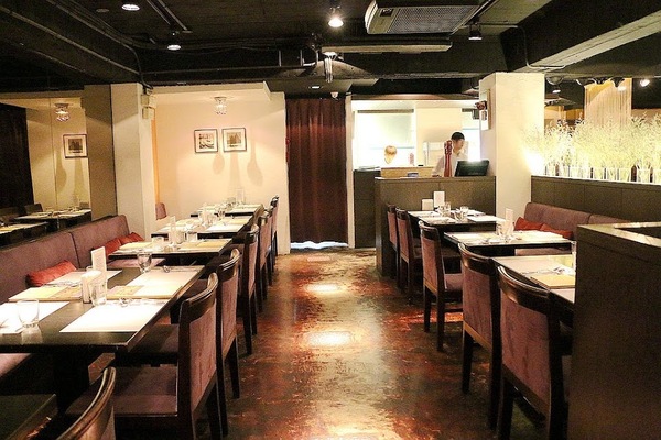 La gondola宮都拉義式主題餐廳：【羽諾食記】La gondola宮都拉義式主題餐廳♥聚餐&同學會&約會首選♥東區必吃美食