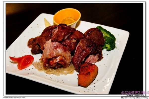 麥晶鮮釀啤酒餐廳(板橋店):【美食♥ 板橋】☼ 麥晶德國鮮釀啤酒餐廳☼ 美食&鮮釀啤酒加上大螢幕直播球賽和駐唱表演,多重享受♥♥