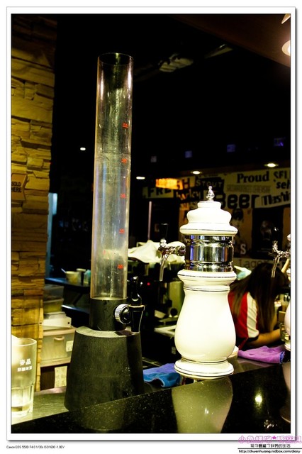 麥晶鮮釀啤酒餐廳(板橋店):【美食♥ 板橋】☼ 麥晶德國鮮釀啤酒餐廳☼ 美食&鮮釀啤酒加上大螢幕直播球賽和駐唱表演,多重享受♥♥