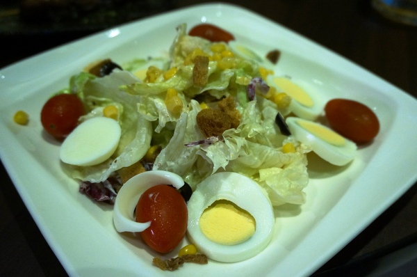 麥晶鮮釀啤酒餐廳(板橋店)：[板橋.府中] 麥晶鮮釀啤酒餐廳：現場演唱/棒球直播/啤酒/美食