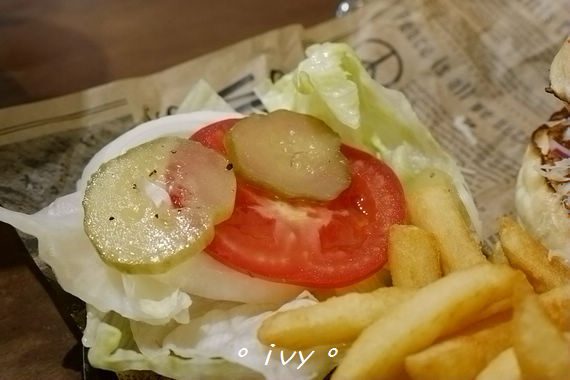 TABLE JOE PLUS 喬桌子．廚房：新竹食。TABLE JOE 喬桌子廚房(巨城店)