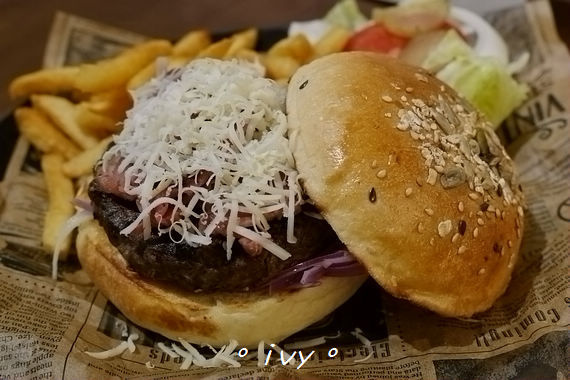 TABLE JOE PLUS 喬桌子．廚房：新竹食。TABLE JOE 喬桌子廚房(巨城店)