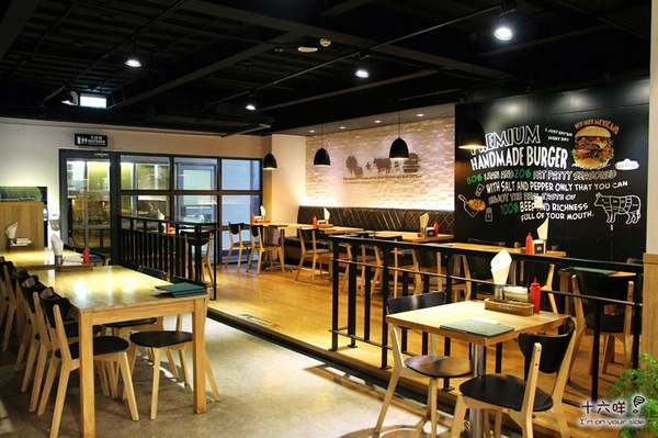 Fanier 費尼餐廳:台北內湖 Fanier費尼餐廳 美式餐廳 早午餐 漢堡