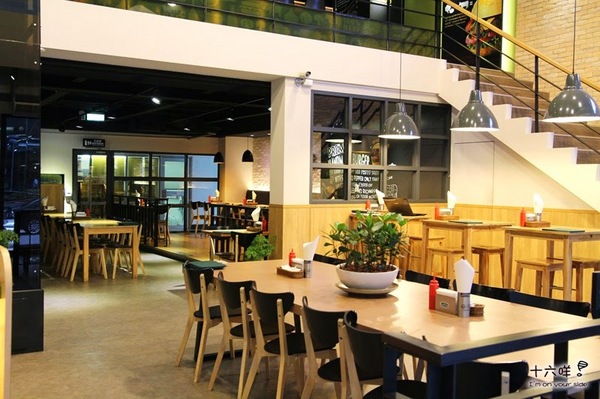 Fanier 費尼餐廳:台北內湖 Fanier費尼餐廳 美式餐廳 早午餐 漢堡