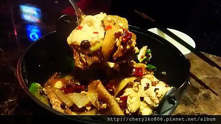 UIAFvNJyewUXJ1nSEuOq5g