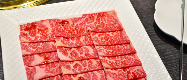 塩選輕塩風燒肉(公益店)：『台中||西區』服務高分燒肉店，有特約停車場-塩選輕塩風燒肉