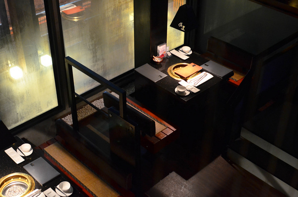 塩選輕塩風燒肉(公益店)：『台中||西區』服務高分燒肉店，有特約停車場-塩選輕塩風燒肉