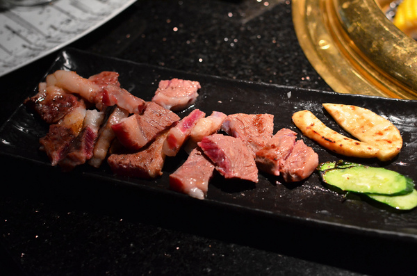 塩選輕塩風燒肉(公益店)：『台中||西區』服務高分燒肉店，有特約停車場-塩選輕塩風燒肉