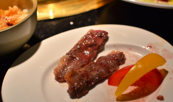 塩選輕塩風燒肉(公益店)：『台中||西區』服務高分燒肉店，有特約停車場-塩選輕塩風燒肉