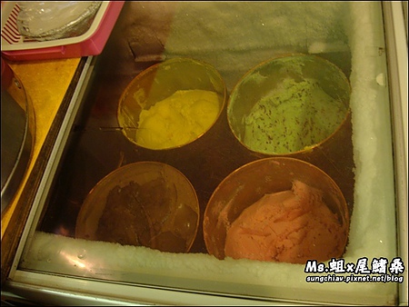 韓江館銅盤烤肉：［台北公館］吃到飽。韓江館銅盤烤肉