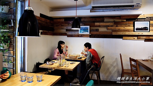 好米亞：【食記/台北市】限量的草莓派＆香蕉派～晚來妳就吃不到囉♪♪好米亞♪♪