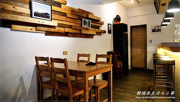 好米亞：【食記/台北市】限量的草莓派＆香蕉派～晚來妳就吃不到囉♪♪好米亞♪♪