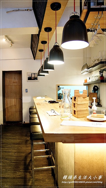 好米亞：【食記/台北市】限量的草莓派＆香蕉派～晚來妳就吃不到囉♪♪好米亞♪♪