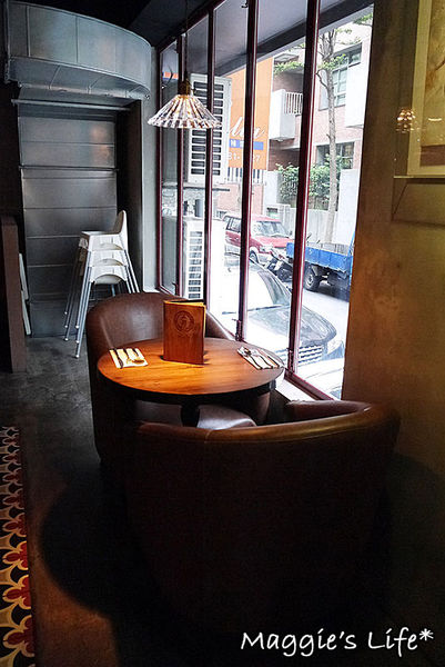 好米亞義法餐酒館:台北東區。捷運忠孝敦化【好米亞義法餐酒館】在台灣就能品嚐歐式風味料理◆碳烤海鮮拼盤。戰斧豬排