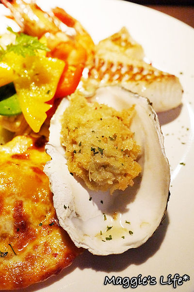 好米亞義法餐酒館:台北東區。捷運忠孝敦化【好米亞義法餐酒館】在台灣就能品嚐歐式風味料理◆碳烤海鮮拼盤。戰斧豬排