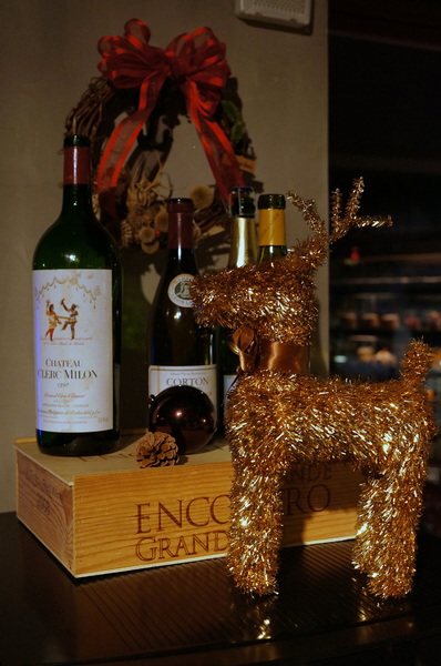 好米亞義法餐酒館:(胖樺食記)台北東區餐點一流環境滿分「好米亞義法餐酒館」。精緻細膩排餐配上各式酒類微醺宜人。