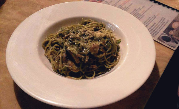 10721069_10152398813586762_235904165_n_副本