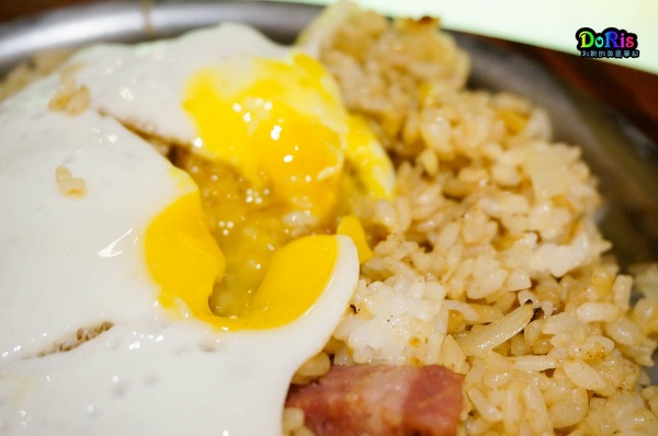 波天久：台北松山 日本大阪的老字號摩登燒-BOTEJYU屋台(微風廣場)