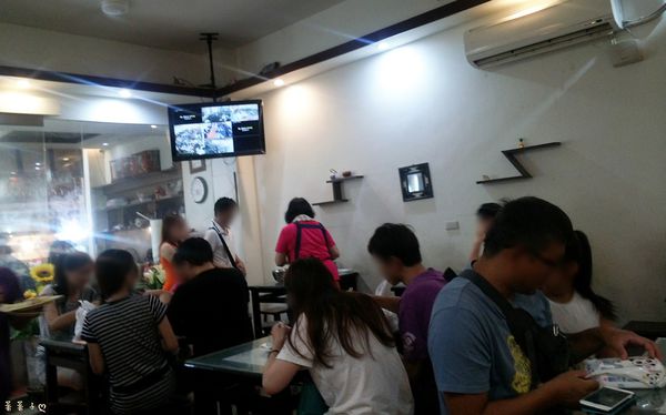 好鮮屋米粉湯：[中壢夜市]夜市裡也賣米粉湯 ♥『好鮮屋米粉湯』♥ 一大碗才30元的米粉湯