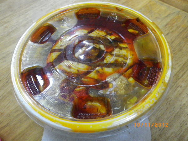 簡師傅麻辣臭豆腐：中壢夜市發燒星[簡師傅麻辣臭豆腐]˙[十全土虱湯藥燉排骨]