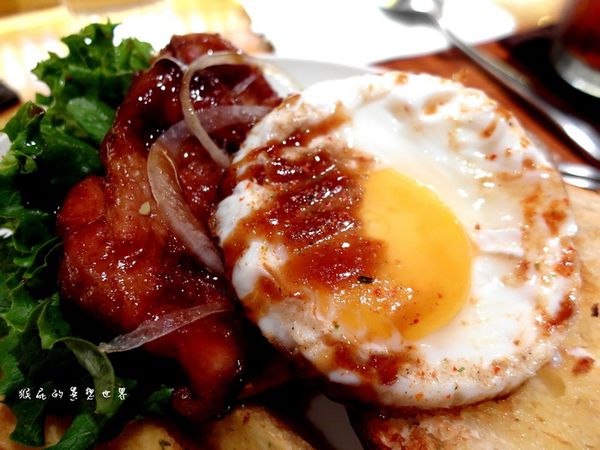 田樂For Farm BURGER:【台中】超人氣排隊美食!老房子裡的漢堡!田樂一店For Farm Burger(102巷店)!