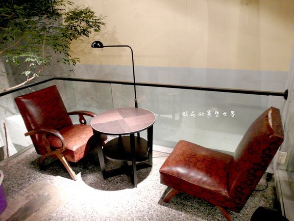 田樂For Farm BURGER:【台中】超人氣排隊美食!老房子裡的漢堡!田樂一店For Farm Burger(102巷店)!